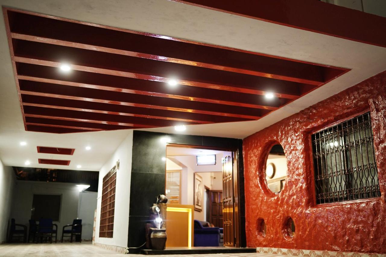 Diamond Lodge Karachi Exteriör bild